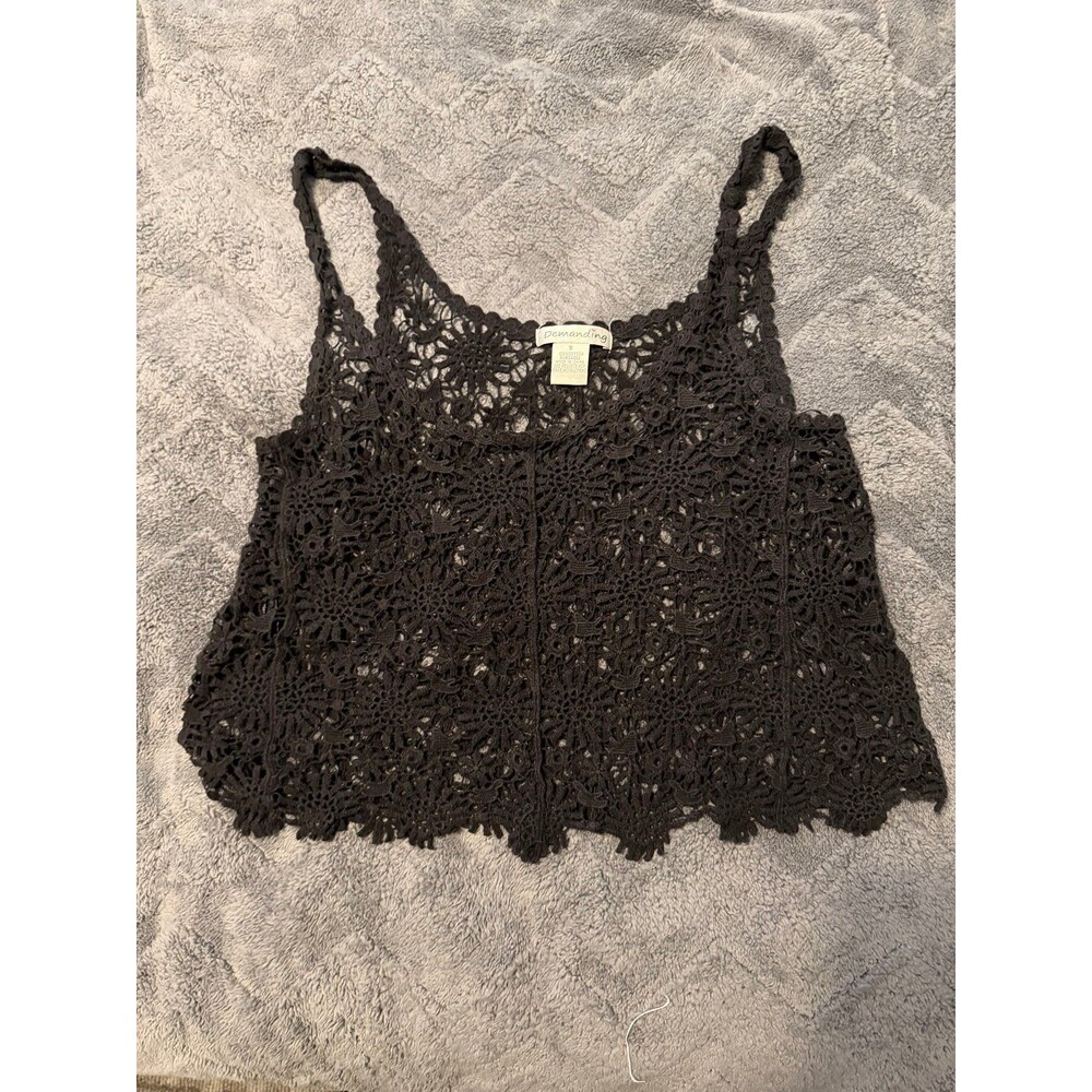 Crochet Cropped Lace Tank Top - Black